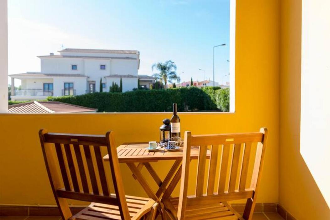 Tac - Alcantarilha House Apartment Exterior photo